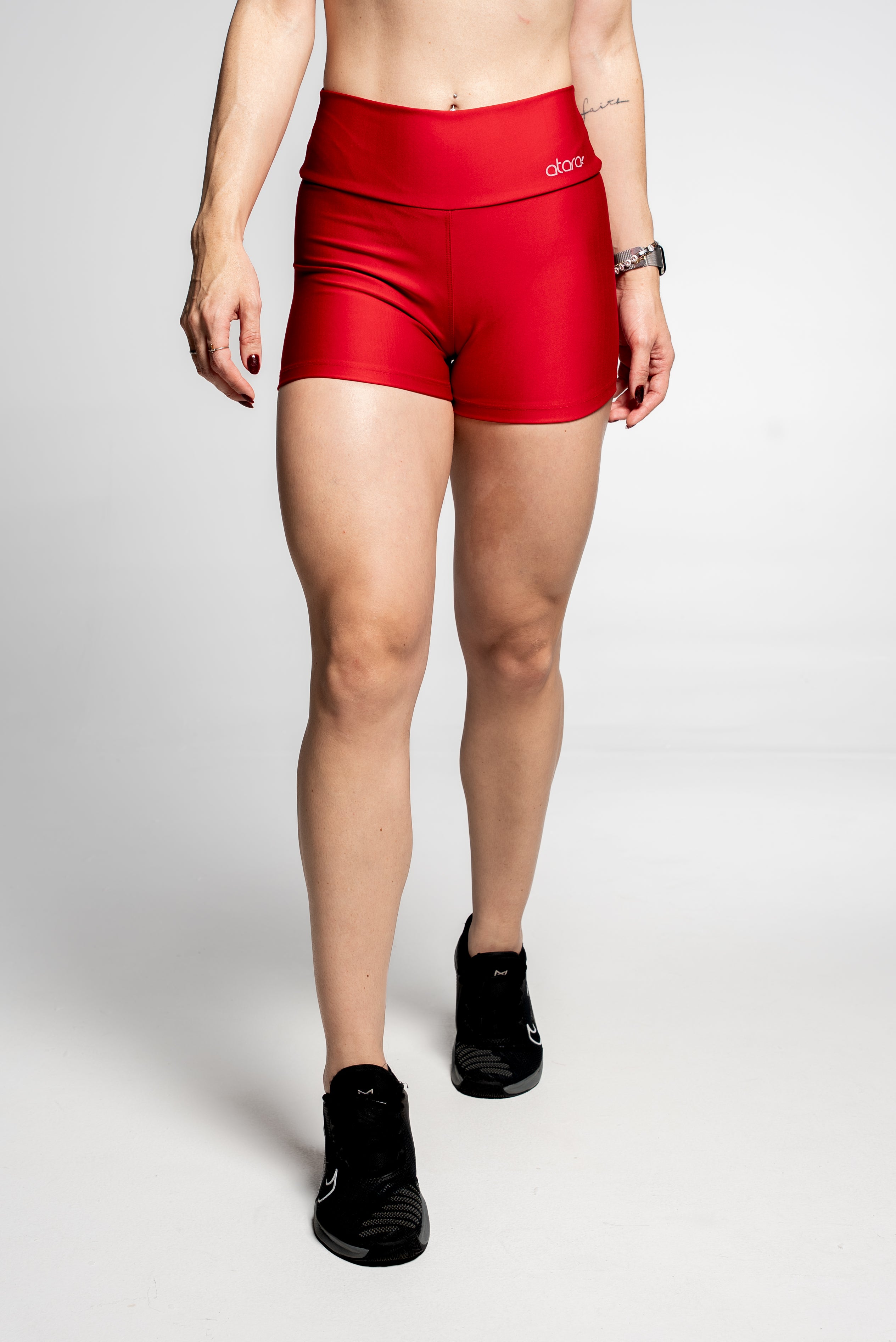 Shorts Liso Vermelho - atarafitness