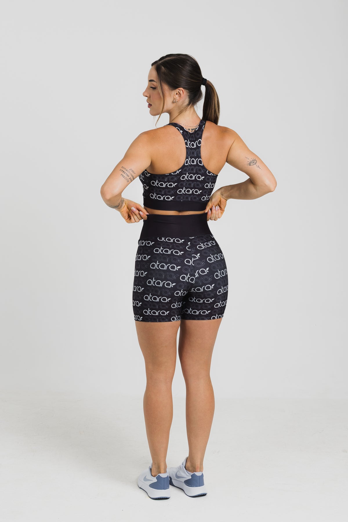 Top Nadador Fire Black - atarafitness