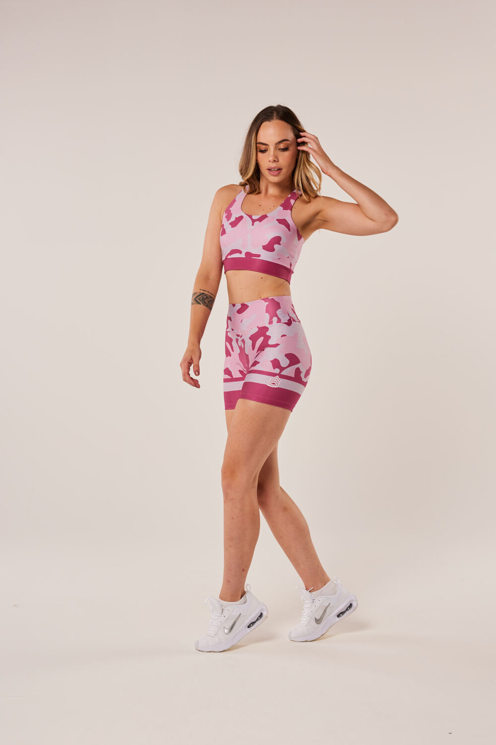 Bermuda Camuflada Mescla Rosa - atarafitness