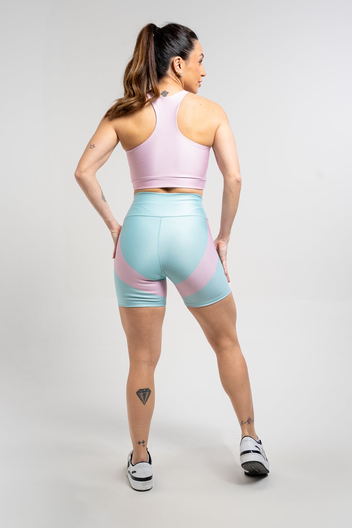 Bermuda Estampa Verde Água Poá Rosa - atarafitness