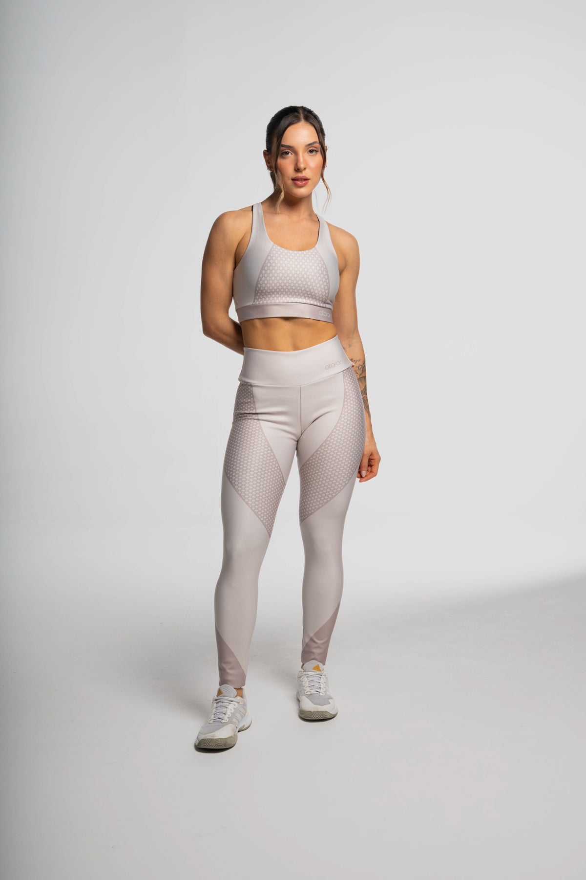 Legging Básica Renda Dourada - atarafitness