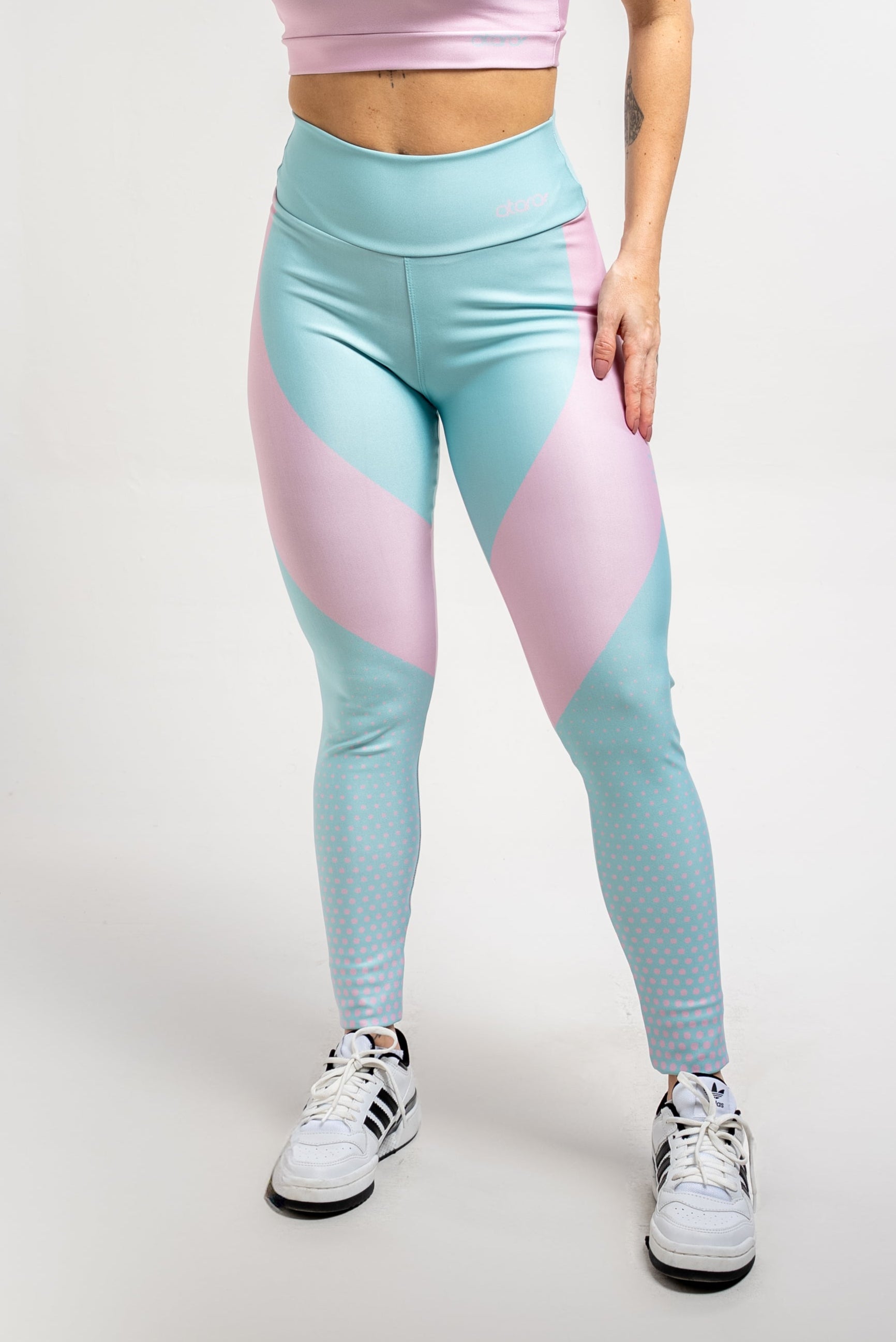 Legging Estampa Localizada Verde Água Poá Rosa - atarafitness