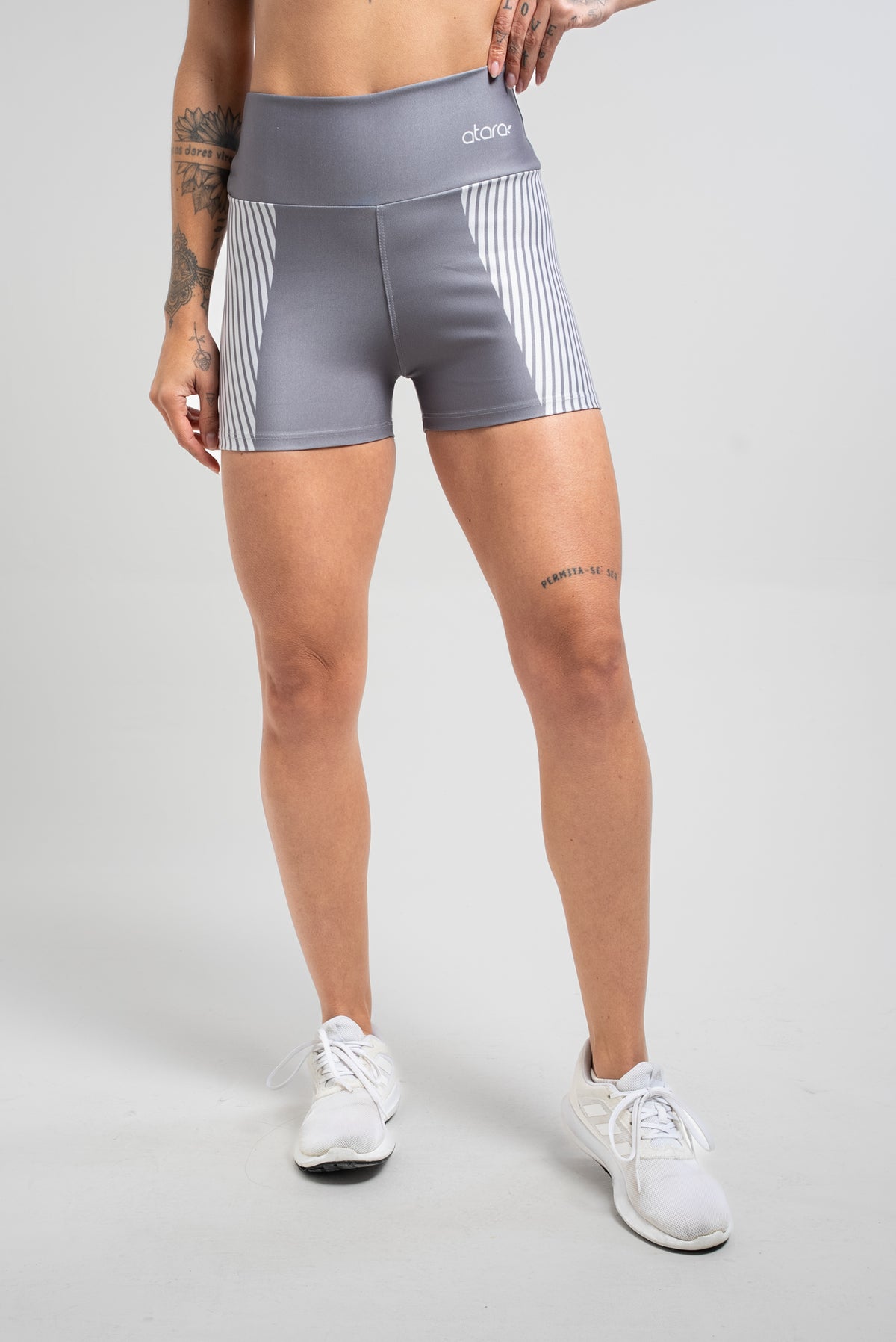 Shorts Listra Cinza - atarafitness