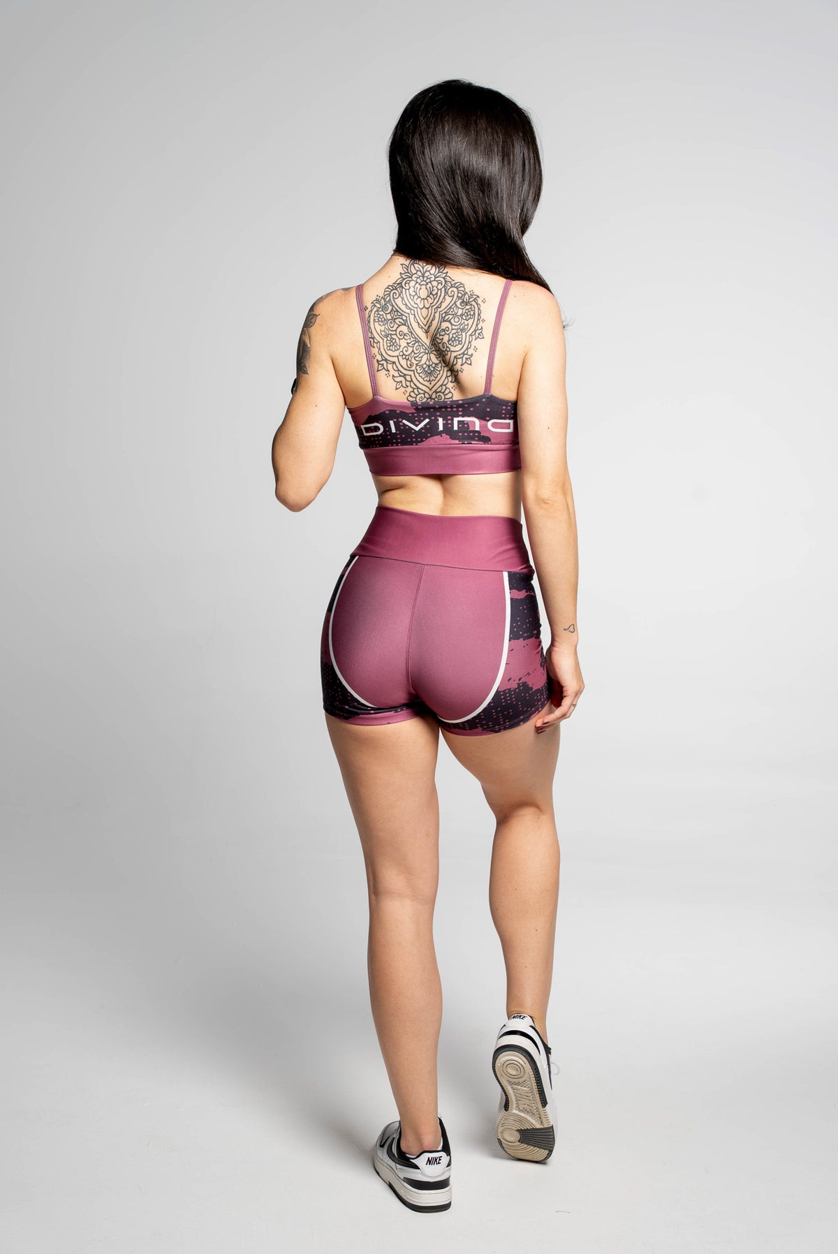 Shorts Rajado Marrom - atarafitness