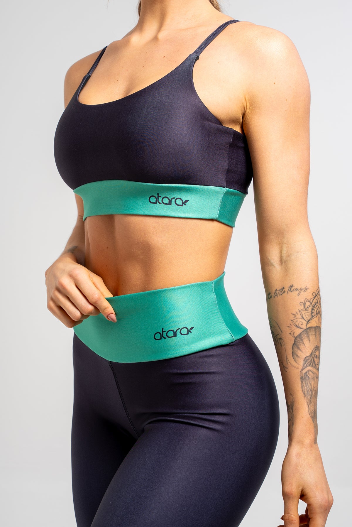 Top Alcinha Color Block Green - atarafitness